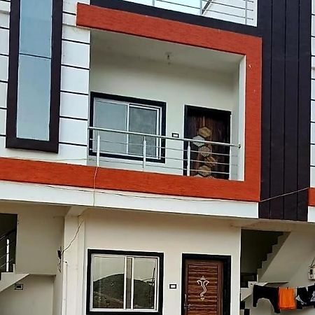 Unity Homestay Garudeshwar Esterno foto