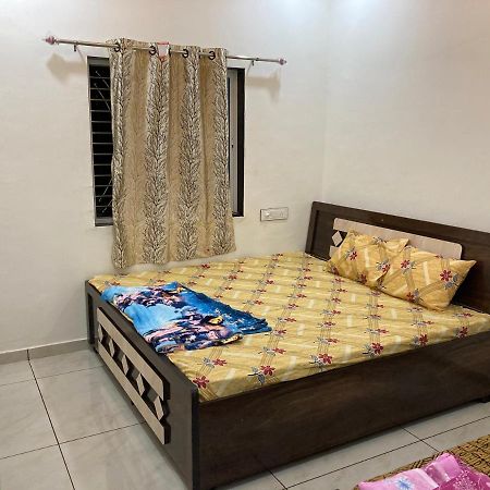 Unity Homestay Garudeshwar Esterno foto