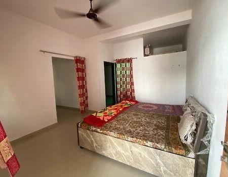Unity Homestay Garudeshwar Esterno foto